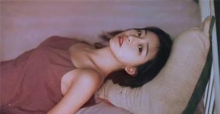 当恋情不公开成为分手的原因（分析恋爱中的公开与隐私问题）