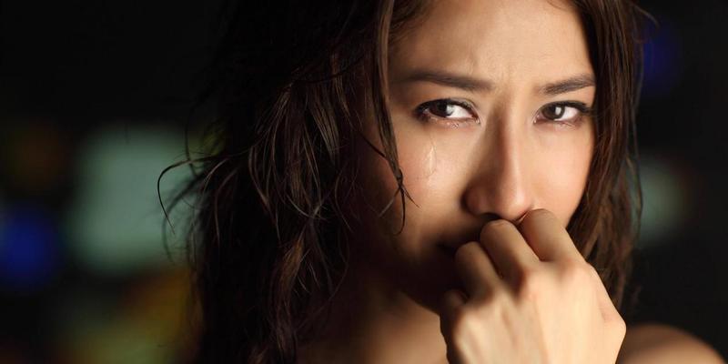 女友突然提出分手的心理原因分析（探寻女友内心真正想法，解读分手背后的心理密码）