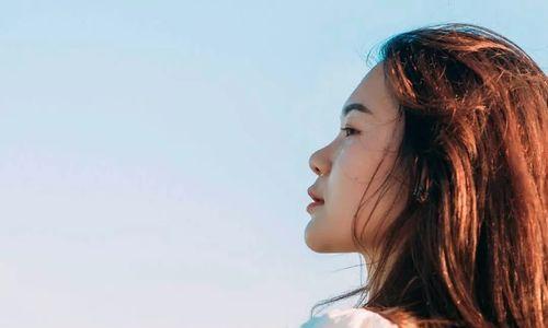 固执女友说分手？从这15个方法挽回她！（挽回女友的有效方法，如何改变她的决定？）