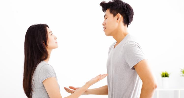 女友想分手怎么办？（分手原因分析与挽回方法）