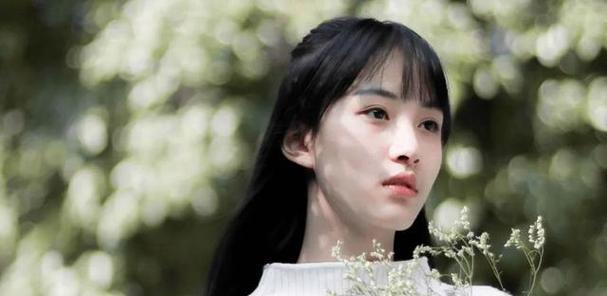 女人出轨的典型表现（探究女人出轨的原因及如何应对）