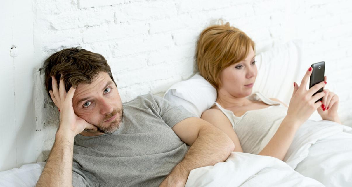 如何走出女人深陷老公婚外情的痛苦（重拾自我，从痛苦中走出来）