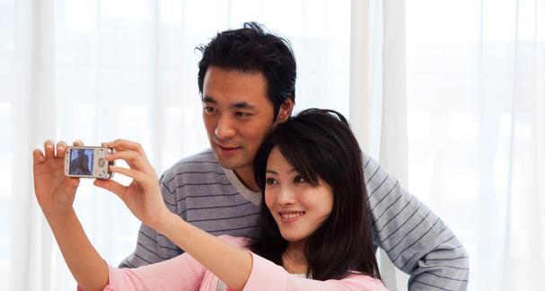 如何妥善处理离婚后孩子的问题（关注子女心理健康，让他们幸福成长）