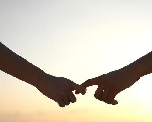 如何挽回女友不回复微信（15个实用方法让你重获她的心）