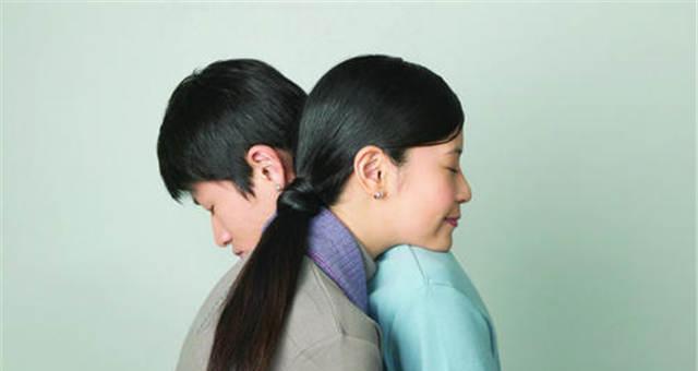 女方不给钱，如何挽回爱情？（掌握正确方法，赢回她的心（）