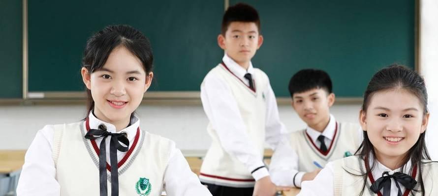 初二女孩早恋，如何挽回？（重塑自我、信任再建，摆脱早恋困境）