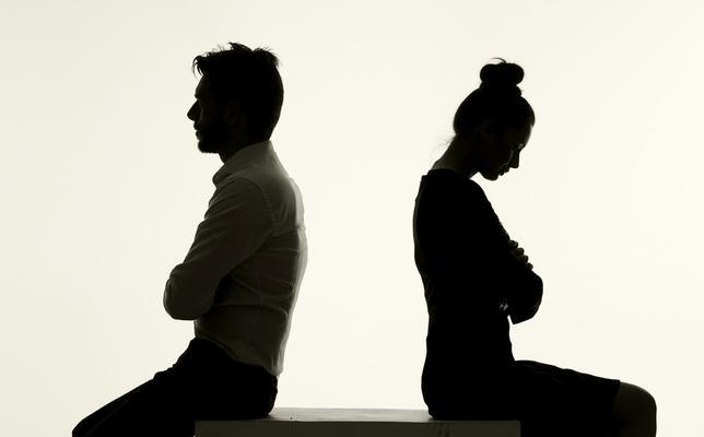当老婆提出离婚，怎么办（处理离婚问题的关键在于沟通和妥协）