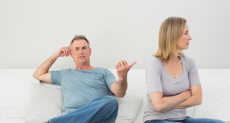 老婆要离婚怎么挽回（如何在婚姻生活中保持爱情的火苗）