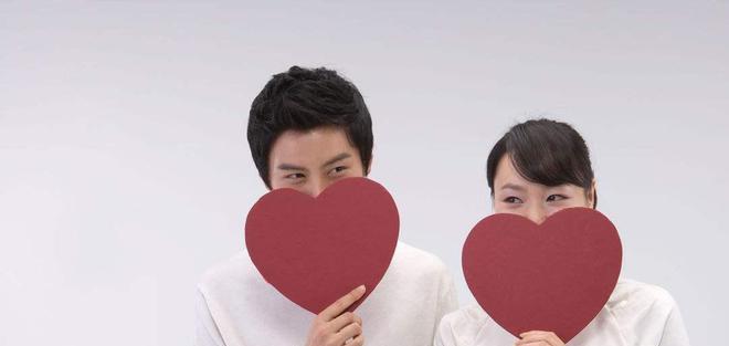 男人出轨怎样起诉离婚（一步步教你如何应对婚姻中的出轨问题）