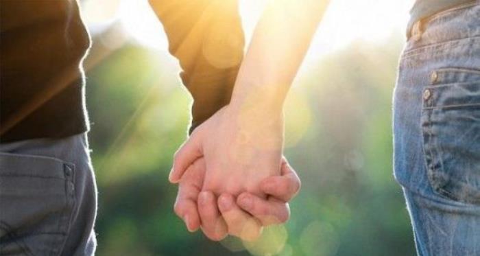 如何挽回不想结婚分手男友的心（重建信任关系是关键）
