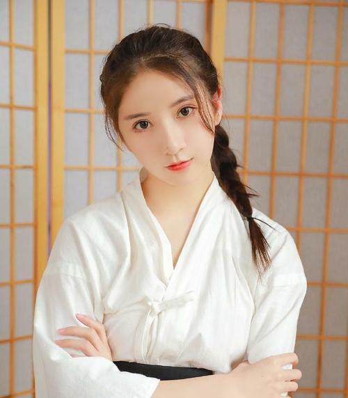 初次和女孩子聊天的攻略（15个令人聊天愉快的话题招数）