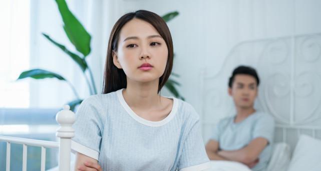 冷暴力分手后如何应对男友/前男友（分手后的情绪调整和行为建议）