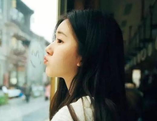 闹矛盾分手自责后，我如何挽回女友的心（倾听、沟通、改变——这3个步骤教你重新得到她的爱）