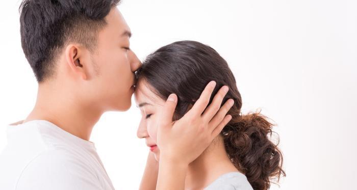 情商高的男人为何不轻易将自己交给女人（从心理和行为两个角度探究男人不轻易将自己交给女人的原因）