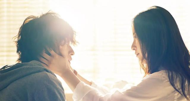 真相与掩饰——揭露事实的背后（以别解释了）