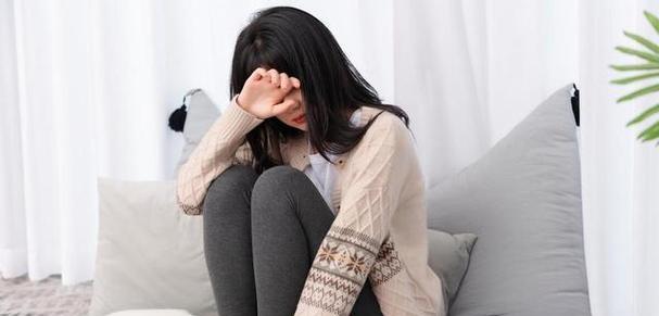 如何处理父母反对远嫁的问题（理性沟通解决家庭矛盾）