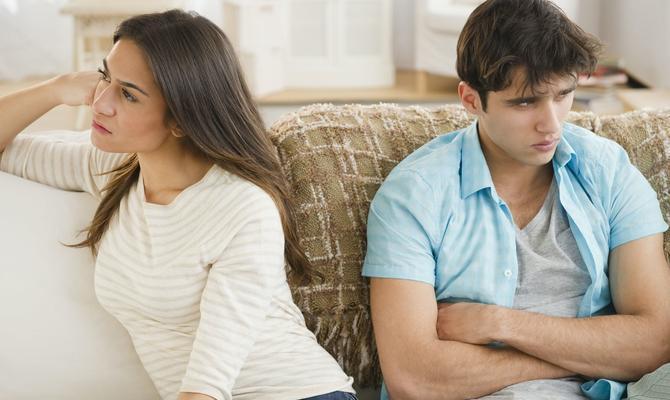 男友突然提出分手，如何挽回他（成功挽回男友的15个技巧和方法）
