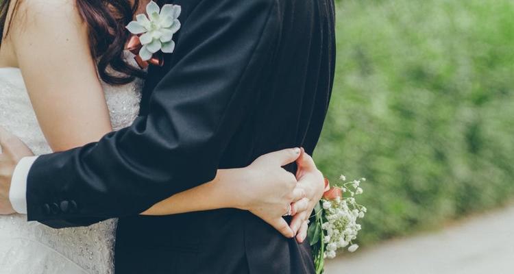 如何应对女友对结婚态度冷淡（探寻背后的原因）