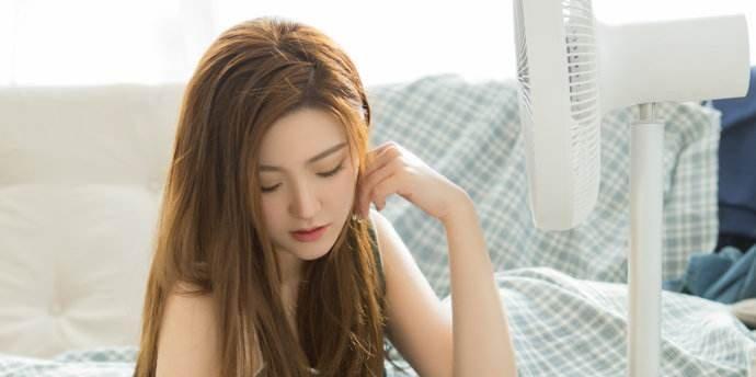 挽留女友的10个必备技巧（从真诚到耐心）
