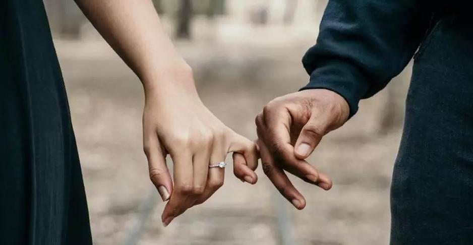 当女人的感情被忽视（探究女性情感被忽视的原因和应对之道）