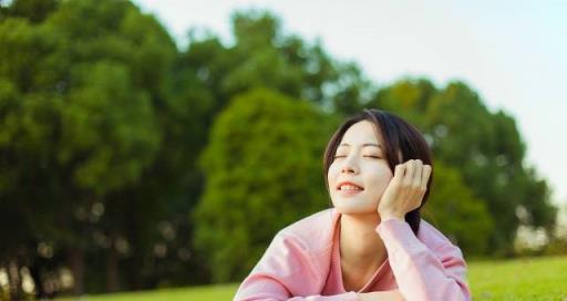 男朋友的前任找他谈复合怎么办？如何处理这种情况？