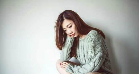 男朋友异性缘好怎么办？如何处理恋爱中的嫉妒情绪？