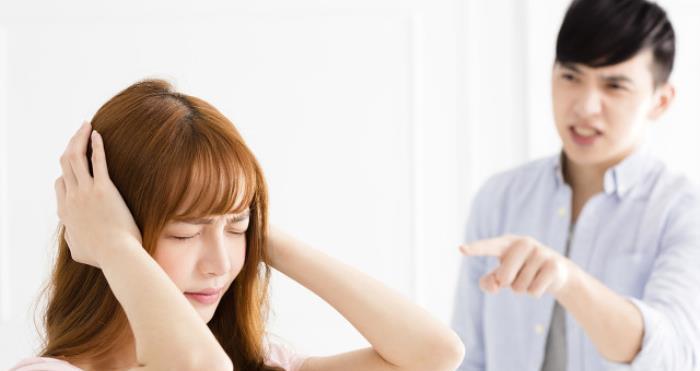 男人出轨的表现特征有哪些？如何识别和应对？