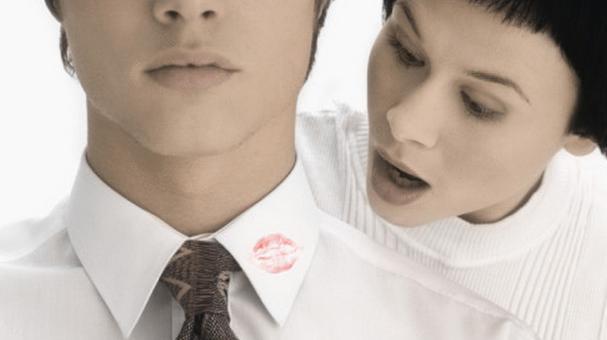 男人出轨对女人的伤害究竟有多大？如何修复受损的信任？