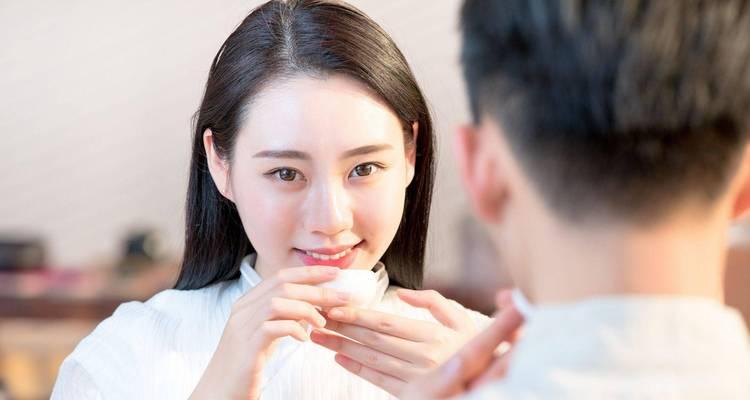 男人出轨该不该原谅他？如何处理婚姻中的不忠行为？