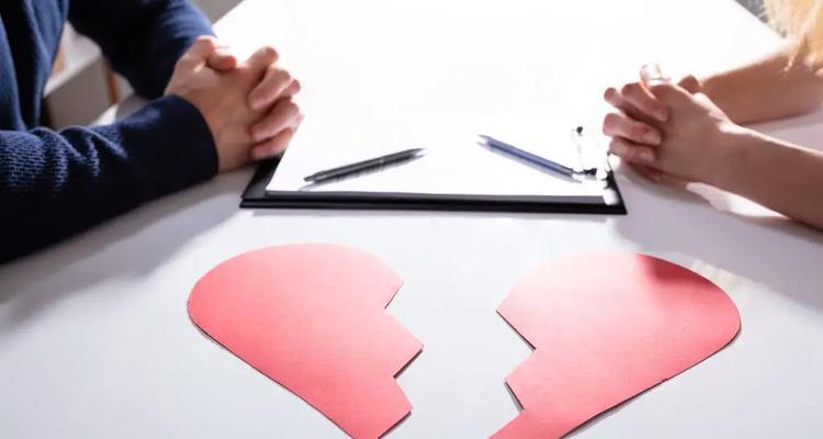 男人出轨后有哪些表现可以原谅？如何处理婚姻中的不忠行为？