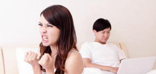 男人精神出轨有什么表现？如何识别和应对？