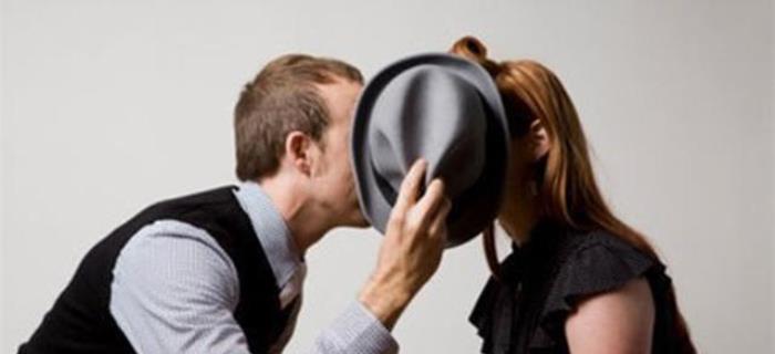 男人屡次出轨这能说明什么？背后的心理原因是什么？