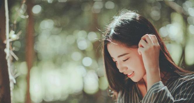 男生很喜欢女生却因为误会错过了怎么挽回？有效挽回爱情的策略是什么？