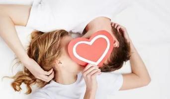 如何挽回有愧疚感男友的心？解决男友对前任的愧疚感方法是什么？