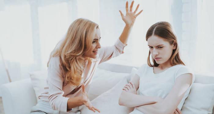 男友家境不如我家父母介意怎么办？如何处理家庭经济差异带来的压力？