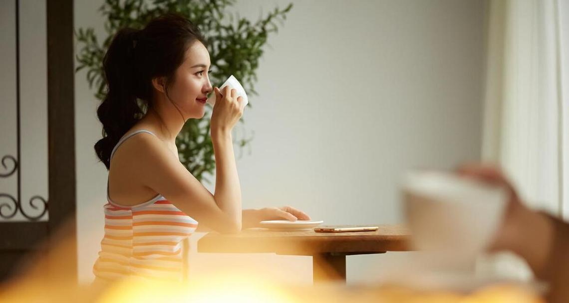 如何处理男友心中的白月光？有效沟通和解决方法是什么？