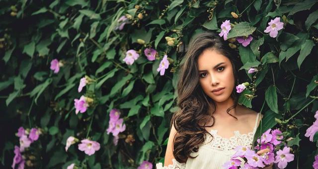 女孩子主动求复合是不是不好？这样做合适吗？