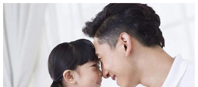 恋爱中的男生何时会亲吻？亲密行为的时机与意义是什么？