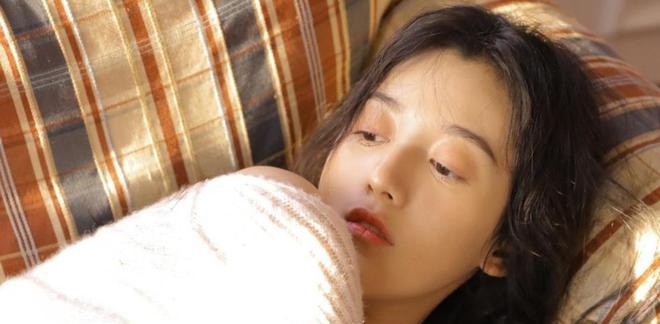 女人什么时间容易出轨男生们警惕了？如何识别出轨的征兆？