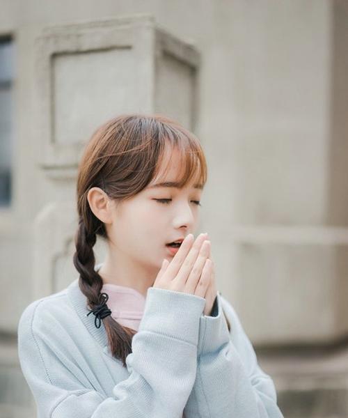 女友不关心我怎么办？如何改善我们的关系？