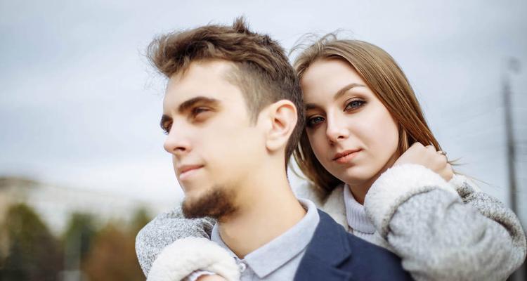 分手后如何挽回坚决的女友？挽回策略有哪些？