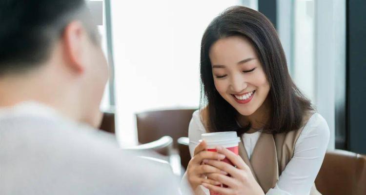 初恋破裂时用钱能挽回吗？情感修复的真相是什么？