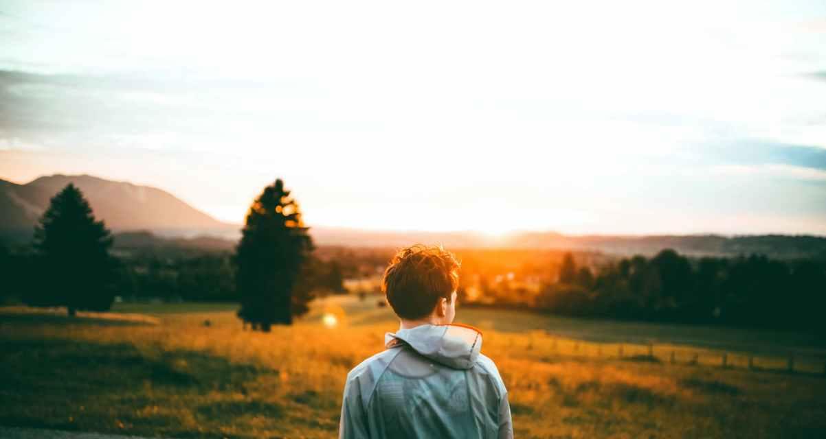 分手后男人怀念期会持续多久？如何处理这种情绪？