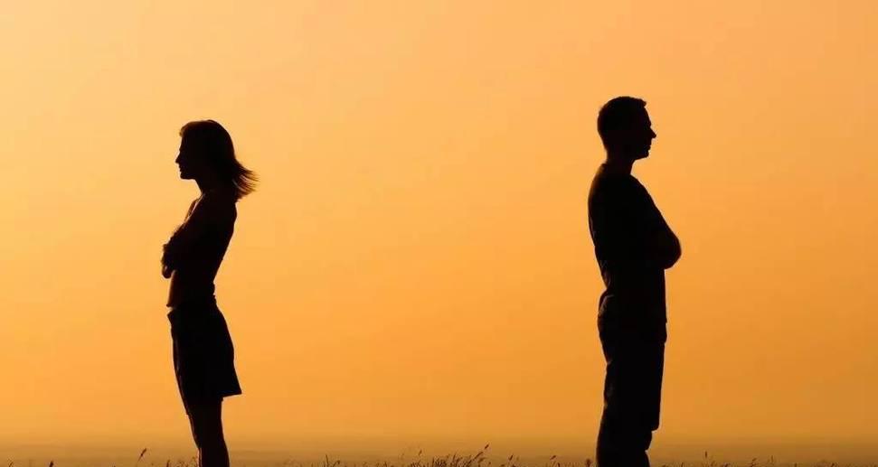 男人提分手说不爱了真的就无法挽回了吗？如何挽回一个决定分手的男人？