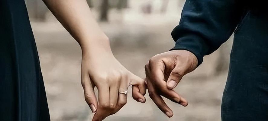 男人外遇女人该怎么做？如何处理婚姻中的不忠行为？