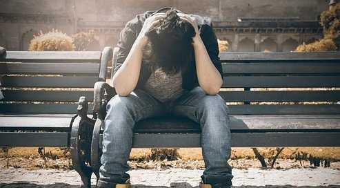 男生说分手了还能挽回吗？分手后如何有效沟通和挽回感情？