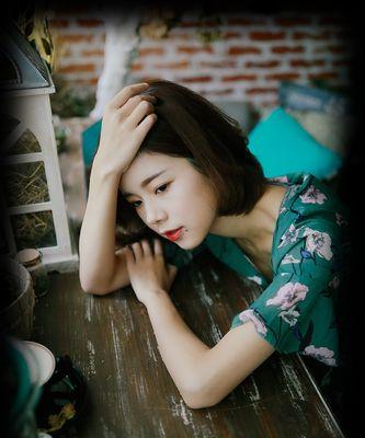 女朋友把我绿了我该怎么办？如何处理情感背叛的痛苦和后续步骤？