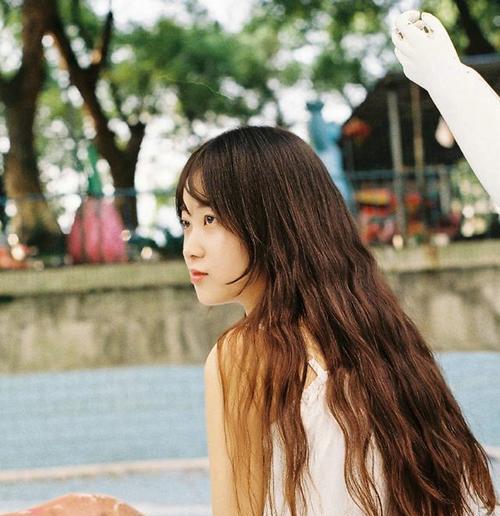 女朋友不愿意结婚怎么办？如何有效沟通和解决？