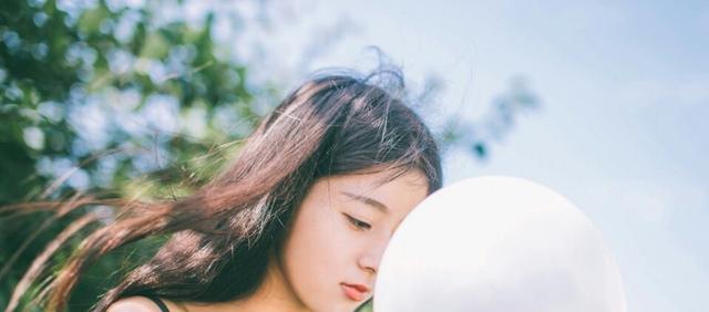 男朋友劈腿后如何处理分手？分手后如何走出情感困境？