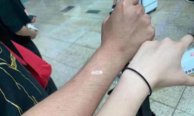 男朋友总是因工作爽约我该怎么坚持下去？如何处理工作与感情的平衡？